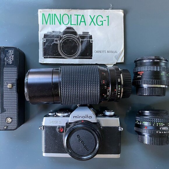 Vintage Minolta XG-1 Camera w/ Three Lenses  50mm 28mm 205mm Japan Untested - Picture 1 of 16